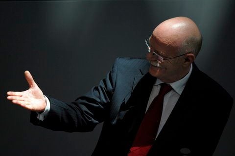 Peter Struck ist tot. Der SPD-Politiker starb am Mittwochmittag nach einem Herzinfarkt in einem Krankenhaus in Berlin. (FOTO: DAPD)