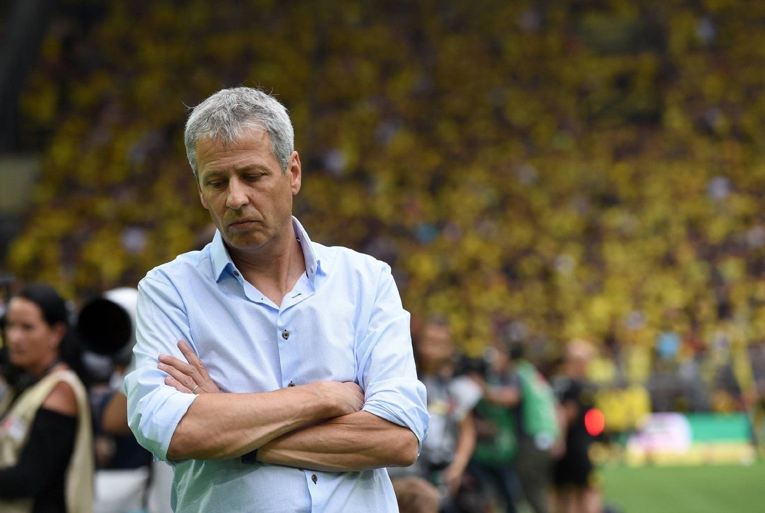 Gladbachs Trainer Lucien Favre wirkte gegen Dortmund ratlos.