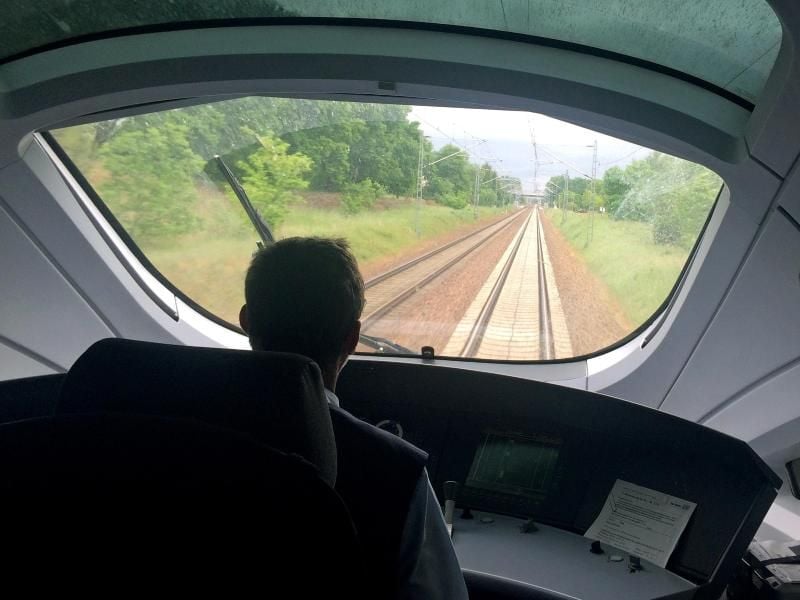 Wer Lokführer bei der Deutschen Bahn werden möchte, muss mental und physisch belastbar sein. Foto: Jan Woitas