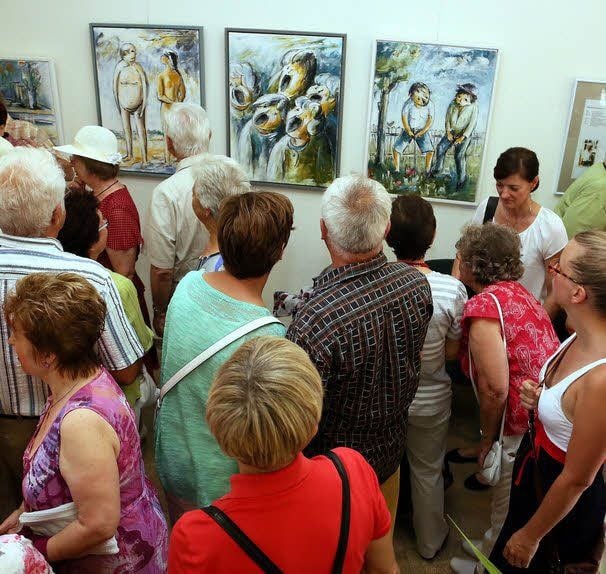 Die Bilder des Künstlers stoßen auf großes Interesse.
