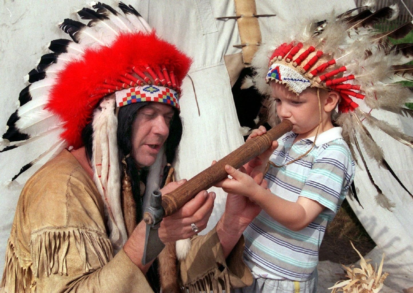 Am Zeitzer Forst findet am Wochenende ein Indianerfest statt.