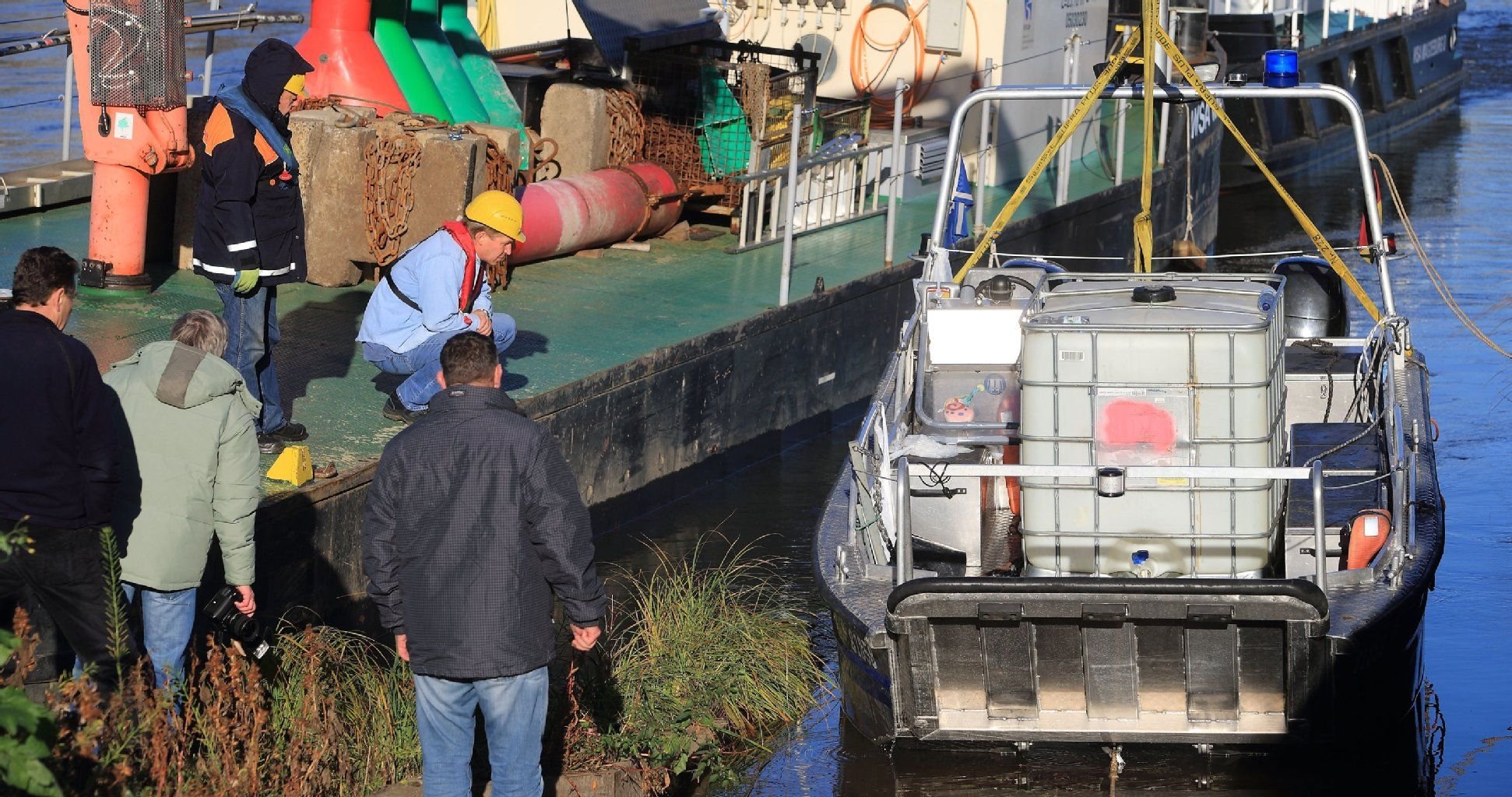 Nach dem Bootsunglück vom 23. November mit zwei Toten geht die Polizei von langwierigen Ermittlungen aus.
