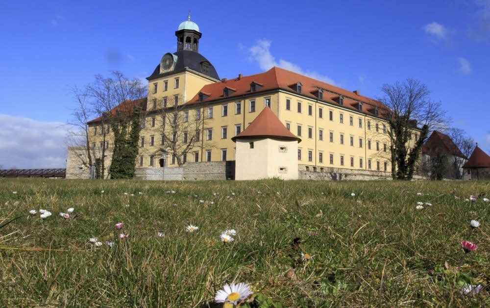 Ostern kann auch der Schlosspark Moritzburg Zeitz besucht werden