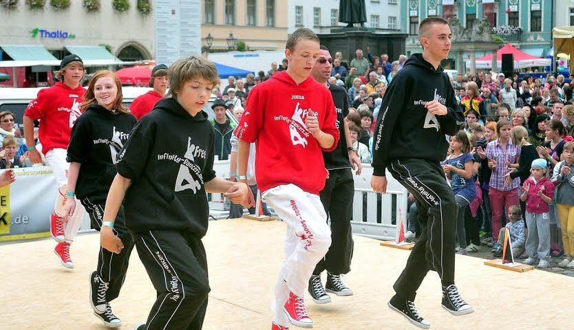 Weltrekordversuch Free Infinity Dancers in Wittenberg im September 2012.