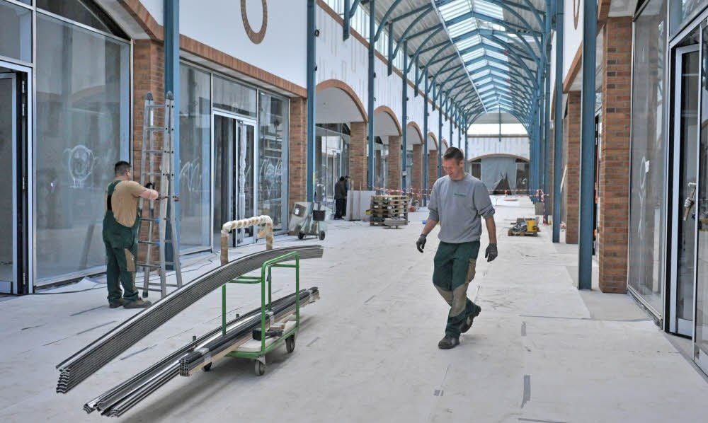 Der erste Bauabschnitt des Factory-Outlet-Centers in Brehna ist weit fortgeschritten.