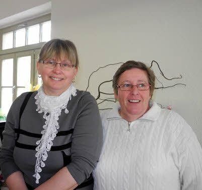 Ein herzliches Dankeschön für ihr Engagement im Frauencafé und der Kreativstube erhalten Petra Heyn und Cornelia Fiedler.
