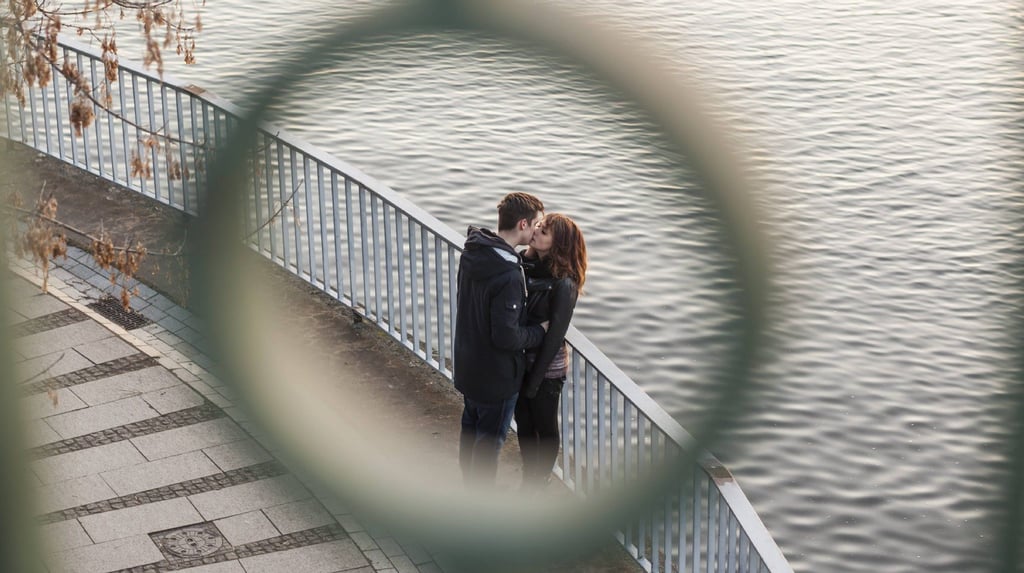 Knutscher, Bussi oder Schmatzer sind nur wenige Kosewörter fürs Küssen. Dass die zärtliche Liebesbekundung nicht nur Spaß macht, sondern auch gesund hält, ist weit weniger bekannt.
