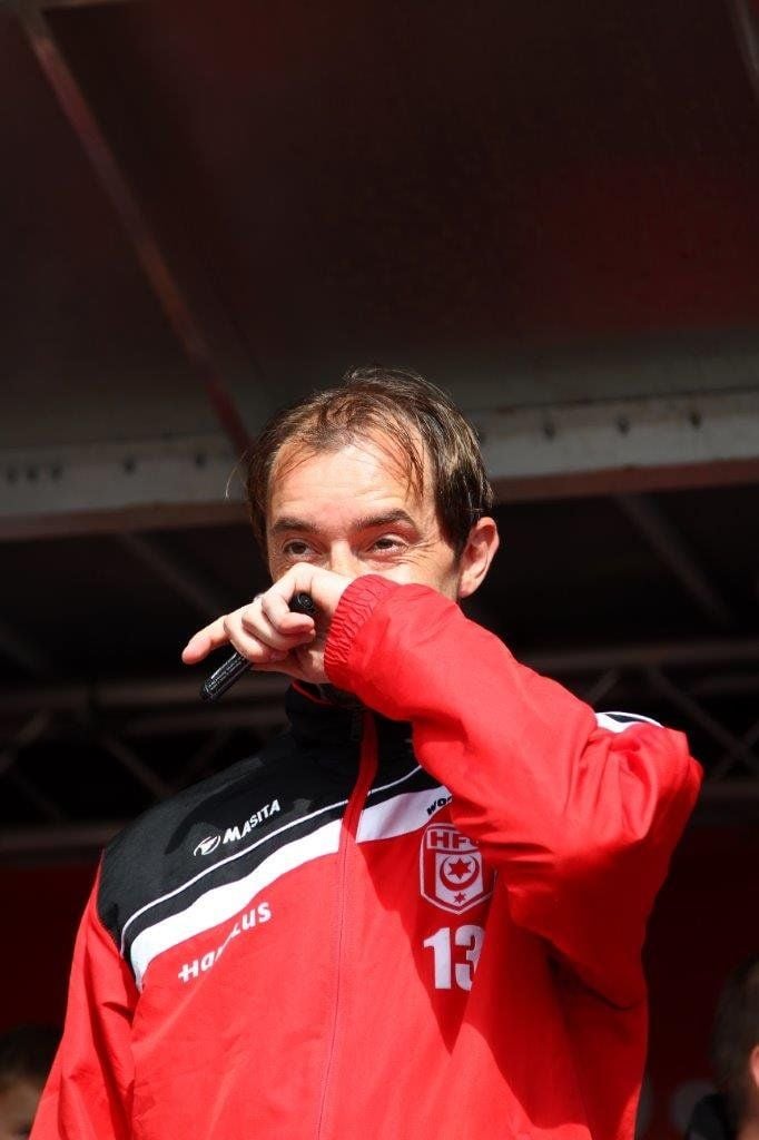 stTorhüter Darko Horvai nach dem Spiel sichtlich gerührt.