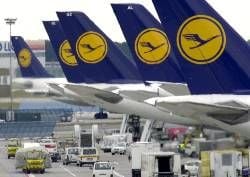 Lufthansa-Maschinen in Frankfurt/Main