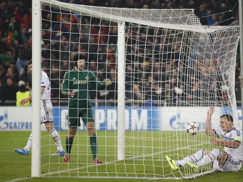 Chelsea kassierte überraschend kurz vor Schluss das 0:1 in Basel. Die Londoner sind aber weiter. Foto: Peter Klaunzer