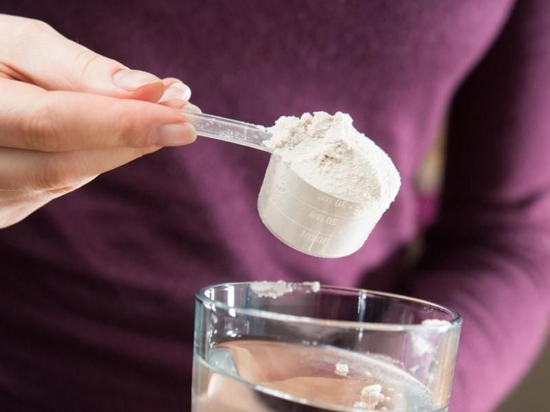 Mit Hilfe sogenannter Formulanahrung lässt sich schnell Gewicht abbauen. Um das neue Gewicht zu halten, ist anschließend eine Umstellung der Ernährung notwendig. Foto: Franziska Gabbert/dpa-tmn