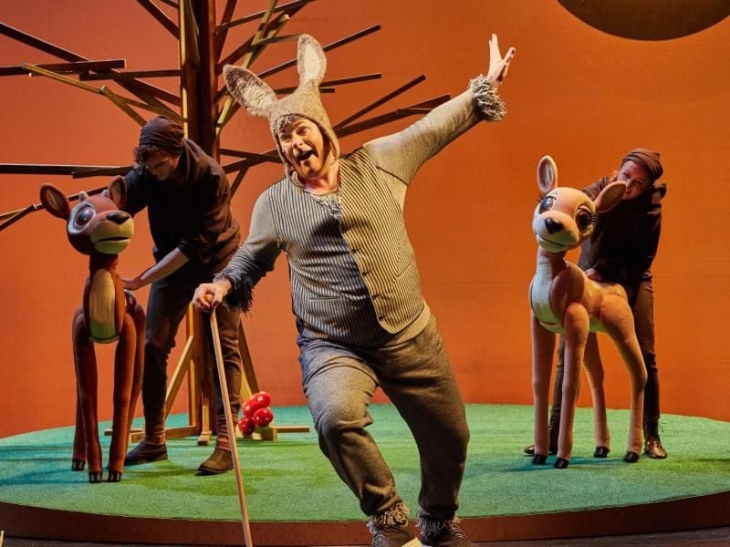 Das Kindermusical „Bambi - Das Waldical” feierte im St. Pauli Theater Premiere. Foto: Georg Wendt