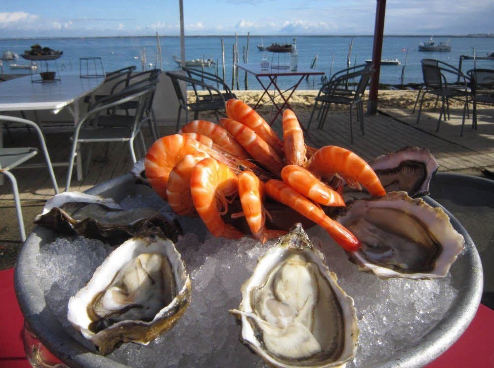 Alles, was das Meer zu bieten hat: Meeresfrüchte, vor allem Austern, kommen am Cap Ferret auf den Tisch.