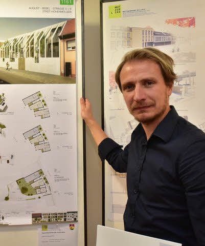 Erik Zein mit seinem Plan.