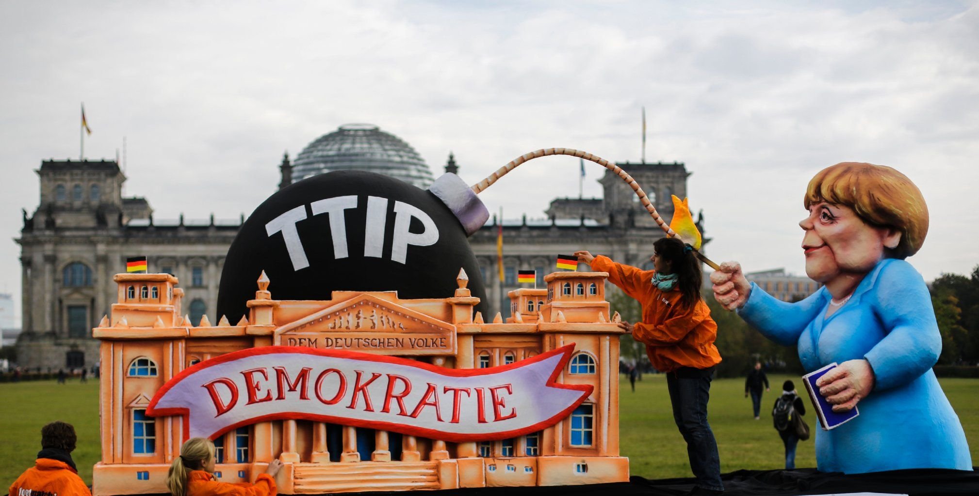 Anti-TTIP-Protest in Berlin: Die Regierung will mehr für das Freihandelsabkommen werben.