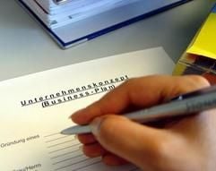 Erfahrungen sammeln, um selbstständig zu sein. (Foto: dpa)
