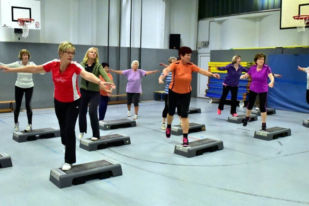Die Gymnastikgruppe der Volkssportgemeinde Kugelberg Weißenfels sucht einen neuen Übungsleiter oder eine Übungsleiterin.