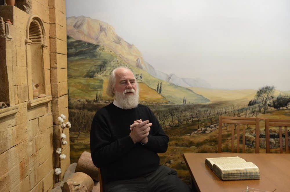 Pfarrer Walter Martin Rehahn will die Bibel wieder ins Bewusstsein der Menschen rücken.