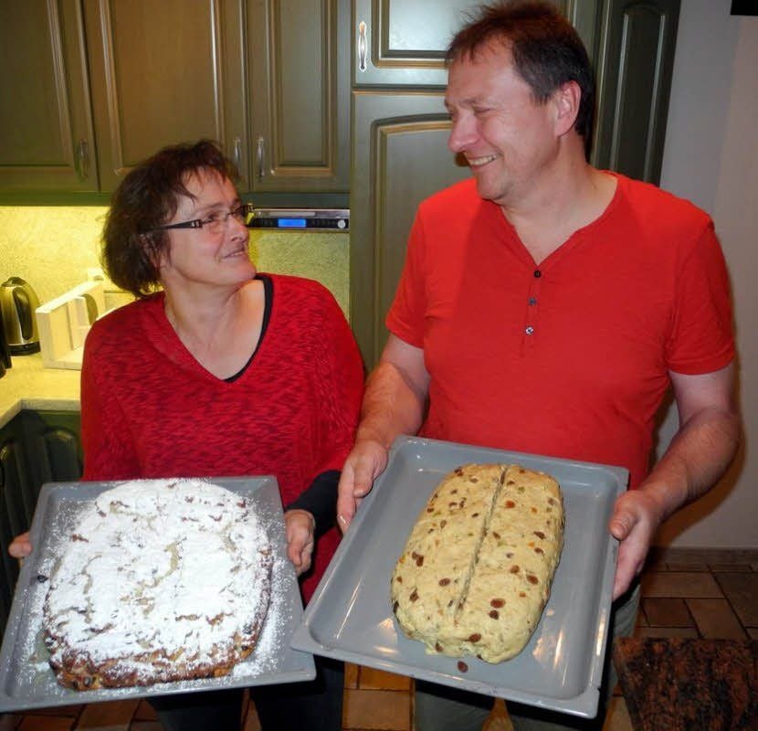 Die Graboer Andrea und Dirk Zarrad backen ihre Stollen selbst.