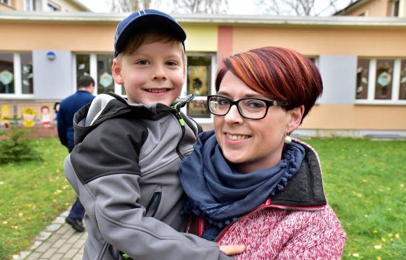 Nicole Berthold weiß noch nicht, wo sie einen Weihnachtsmann herbekommt. Ihr Sohn Julis würde sich natürlich freuen, wenn er kommt.