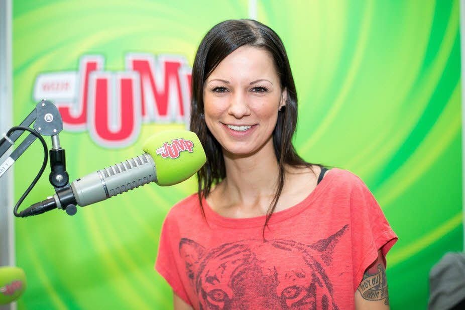 Präsentiert von MDR Jump beim Schlossfest in Weißenfels am Freitagabend, 23. August 2013: Sängerin Christina Stürmer.