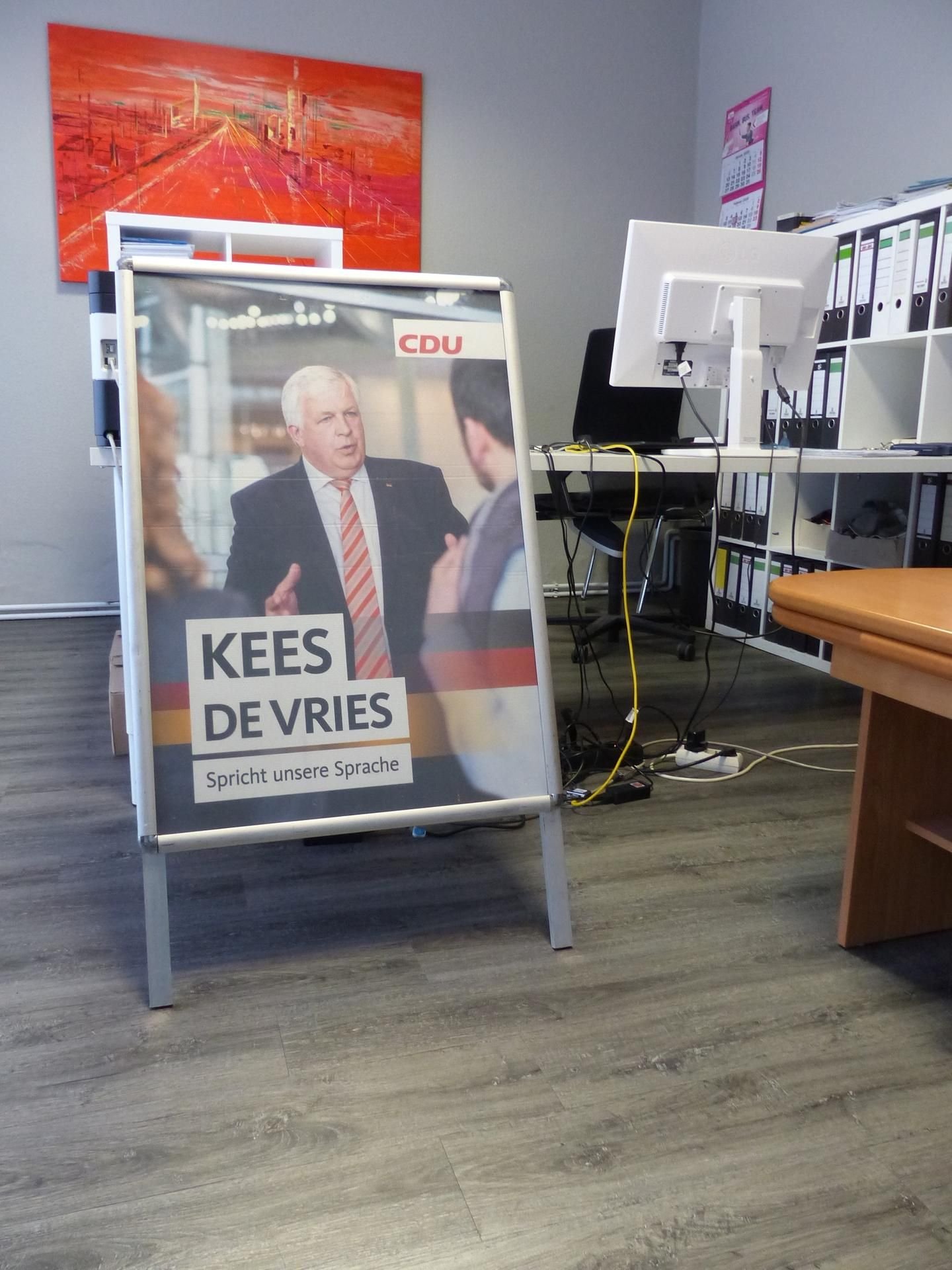 Kees de Vries lässt nun das Büro in Bitterfeld räumen.