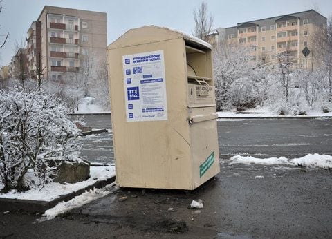 In einem Altkleidercontainer ist am 19. Januar 2011 im Neubaugebiet der Stadt Schwarzenberg (Erzgebirge) eine Babyleiche entdeckt worden. (FOTO: DPA)
