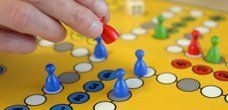 Das Brettspiel „Mensch ärgere Dich nicht“ (Symbolbild)