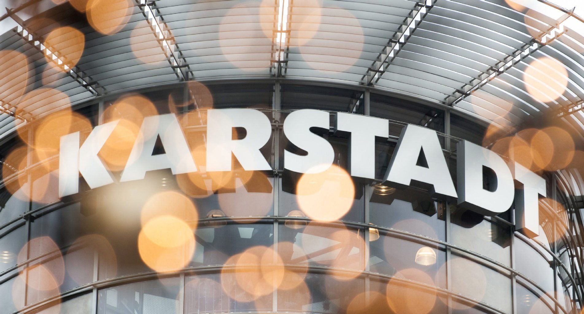 In Essen tagt am heutigen Donnerstag erstmals der Karstadt-Aufsichtsrat nach dem Einstieg des Immobilieninvestors Rene Benko.