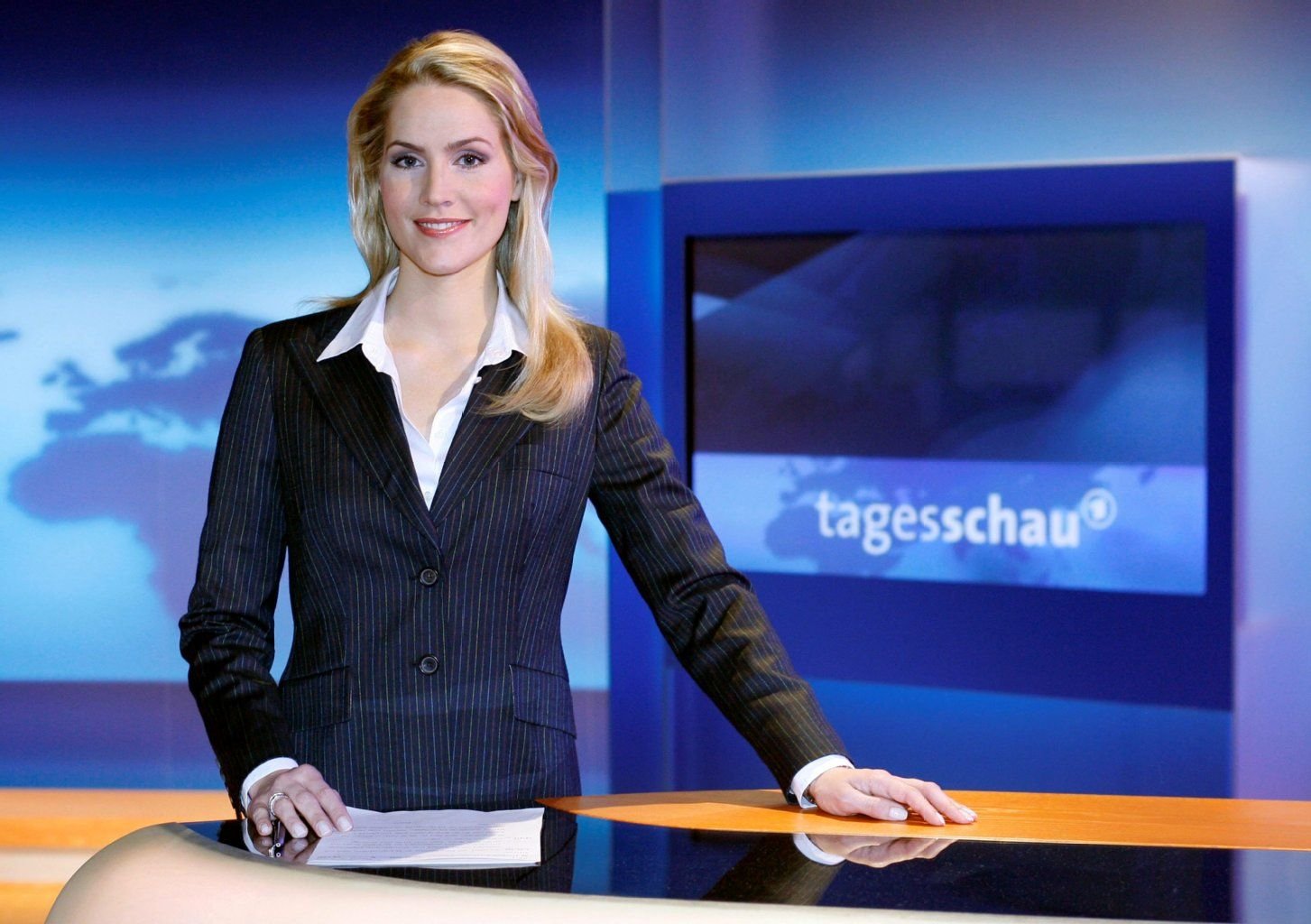 Die ARD-«Tagesschau» wird unter anderem von Judith Rakers moderiert.