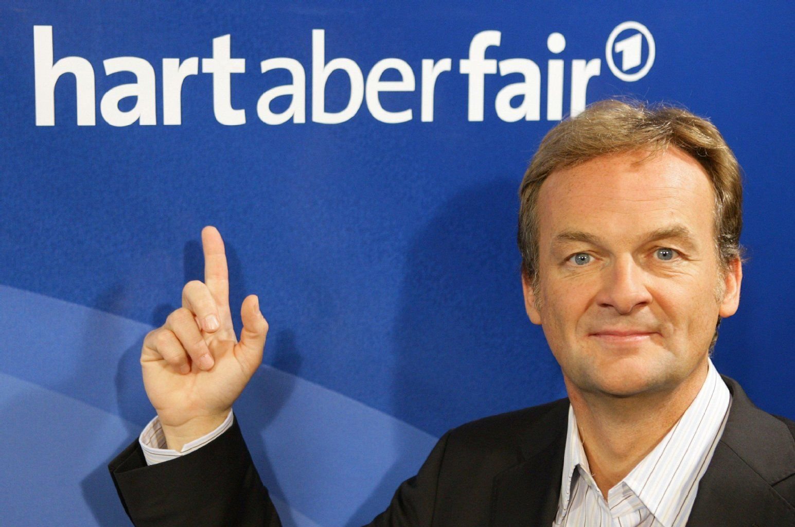 Moderator Frank Plasberg.