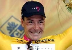 Erik Zabel im gelben Trikot