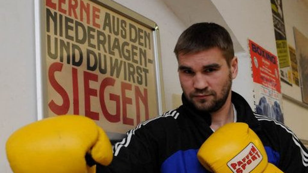 Boxen Boxen Mit ungutem Gefühl