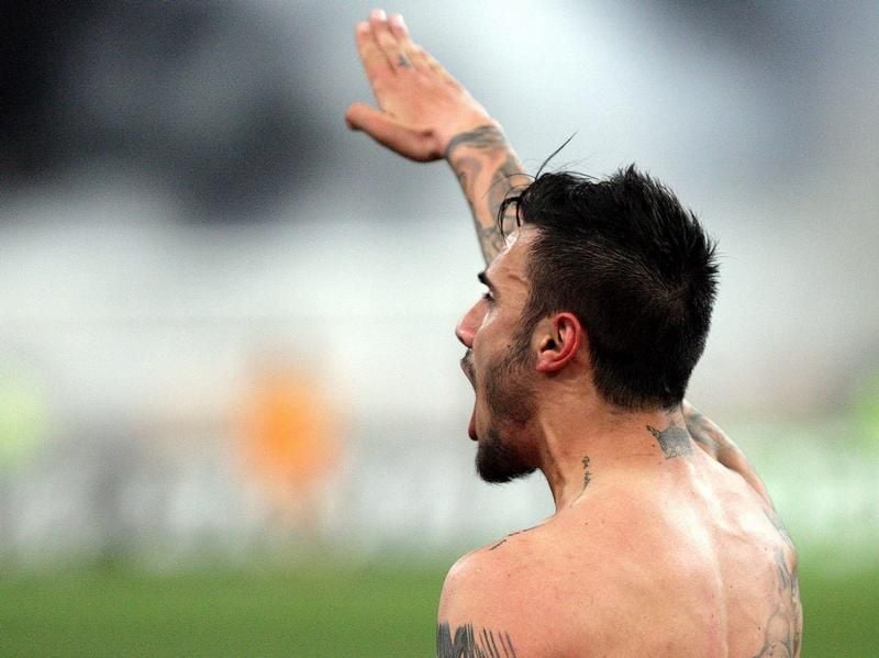 Giorgos Katidis von AEK Athen feierte ein Tor mit dem Hitlergruß.