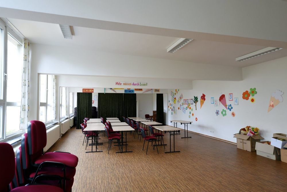 Die Aula der Köthener Ratkeschule ist seit Wochen menschenleer. Der Raum ist stark naphthalinbelastet und muss verschlossen bleiben.