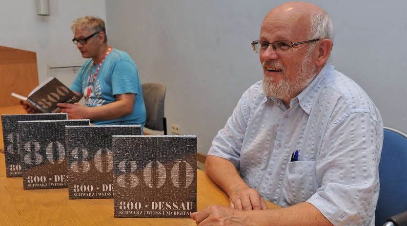 Sven Hertel und Bernhard Hein bei der Buchpräsentation.