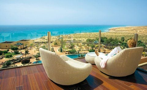 Immer mehr Hotels bieten Adults-only-Urlaub an. (FOTO: DPA)