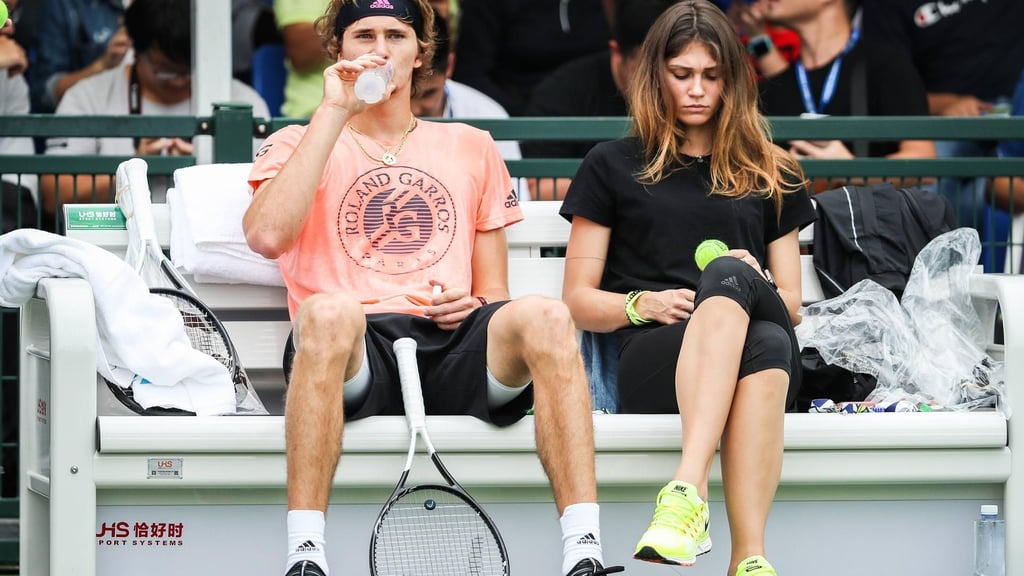 Vaterschaft und schwere Vorwürfe: Alexander Zverev wird Vater - Ex ...