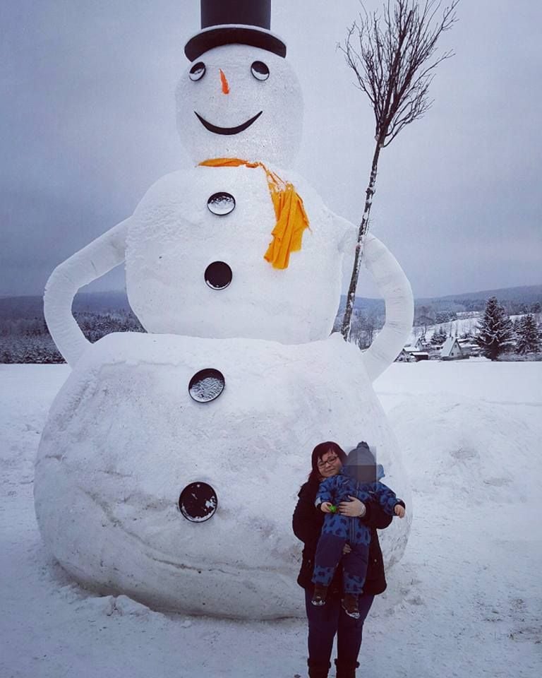 Linda Voigtmann besuchte den Schneemann.