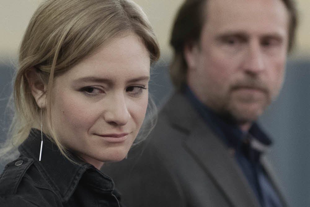 Hauptdarsteller: Julia Jentsch und Bjarne Mädel.