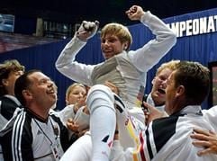 Mit gerade einmal 20 Jahren hat Peter Joppich dieReihe deutscher Fechtweltmeister fortgesetzt und eine Sportler-Karriere im Zeitraffer gekrönt. (Foto: dpa)