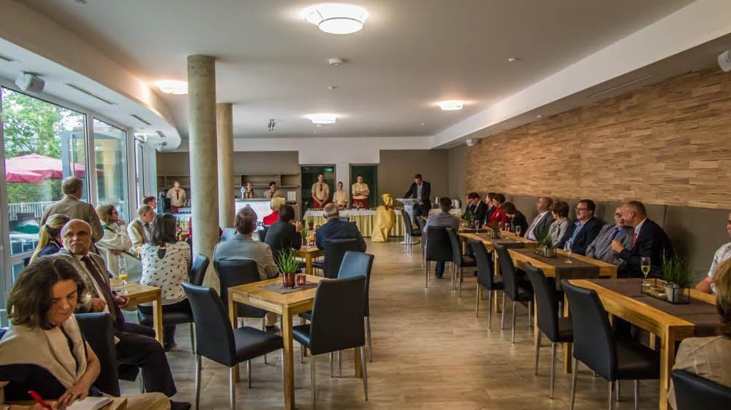 Augustinuswerk in Wittenberg Augustinuswerk in Wittenberg In Puschen ins Café