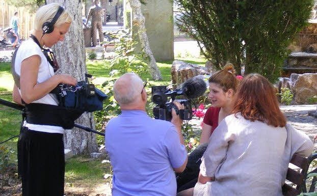 Sommer 2013: Ein Team des WDR trifft die Türkin Serap. Über ihr Schicksal berichtet am Donnerstag die Reportage „Hochzeit ohne Liebe - Wenn die Familie die Ehre erzwingt“.