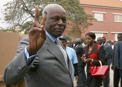Die MPLA hat die Parlamentswahl in Angola haushoch gewonnen. An dem Erfolg der aus einer Befreiungsbewegung hervorgegangenen Regierungspartei Movimento Popular de Libertação de Angola (MPLA) des seit 29 Jahren regierenden Jose Eduardo dos Santos hatten kaum Zweifel bestanden. (Foto: dpa)