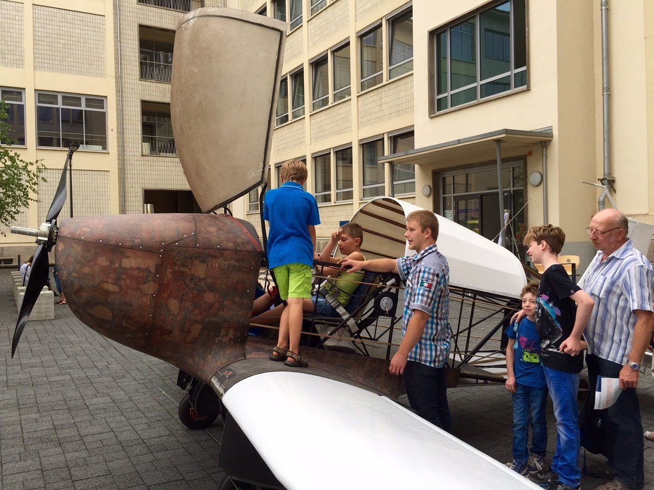Die Kinder haben jede Menge Spaß beim MZ-Ferienspaß an der Uni Merseburg.