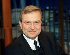 Johann Michael Möller, Hörfunkdirektor des Mitteldeutschen Rundfunks (mdr), in der ZDF-Talkshow «Berlin Mitte» (Archivfoto vom 30.11.2000). (Foto: dpa)