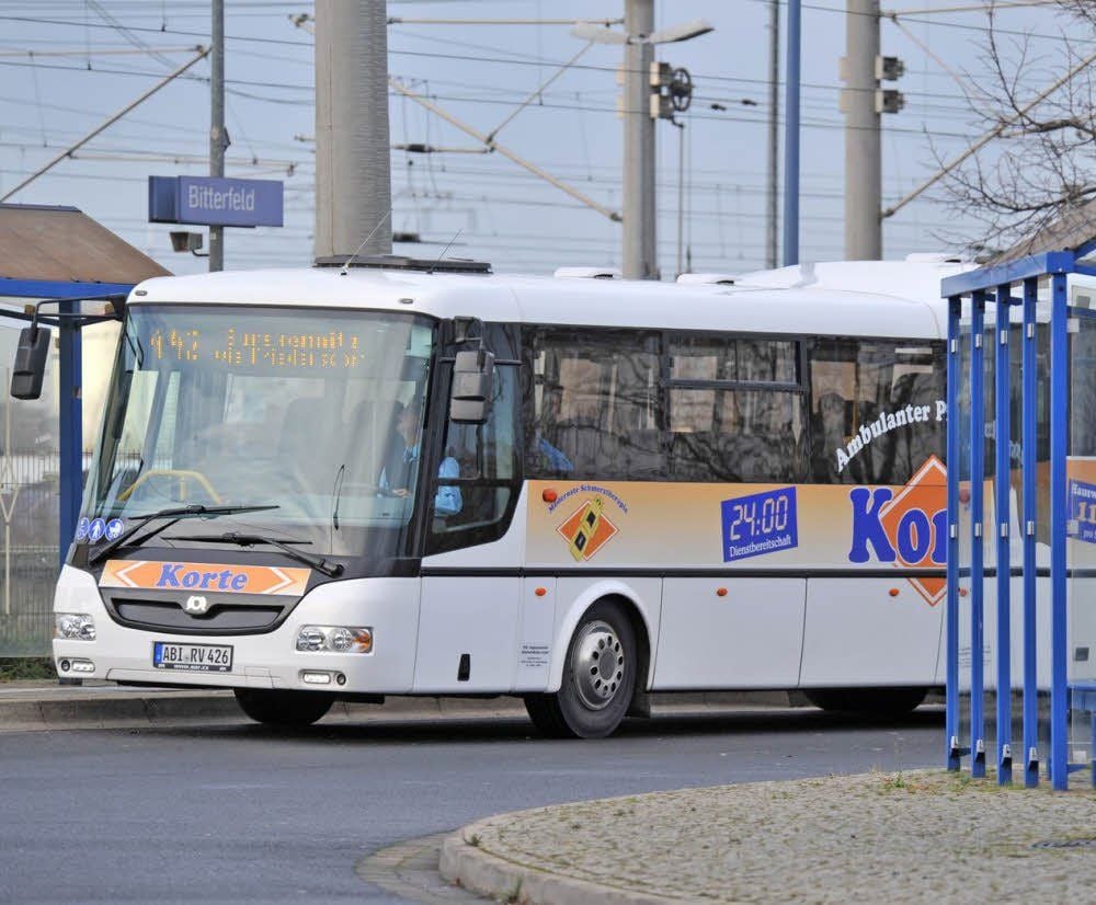 Insgesamt zehn solcher neuen Busse sollen bis Ende Dezember im Landkreis im Einsatz sein.