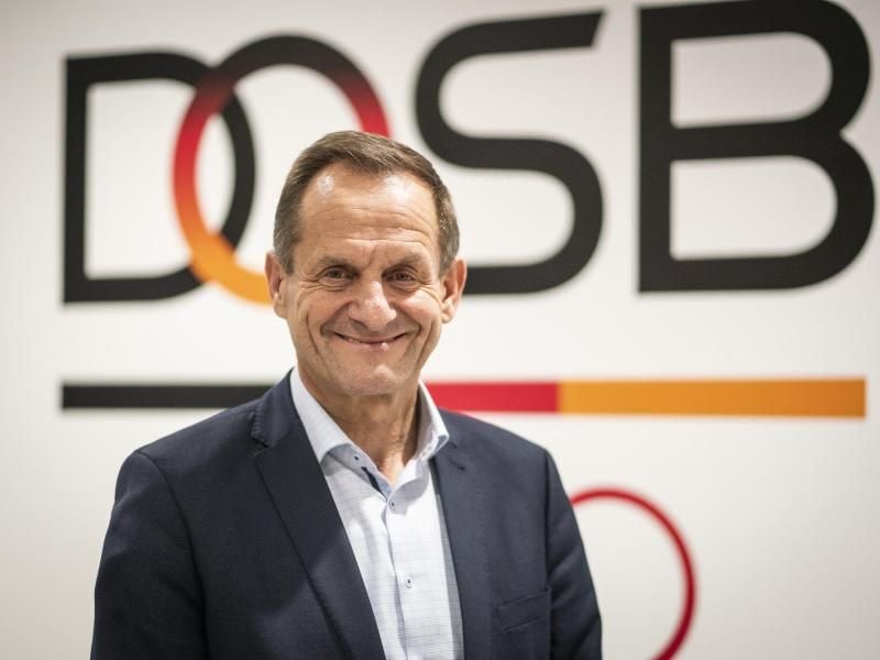Fordert eine Ausweitung des Corona-Hilfsprogramms für 2021: Alfons Hörmann, Präsident des Deutschen Olympischen Sportbundes (DOSB). Foto: Frank Rumpenhorst/dpa