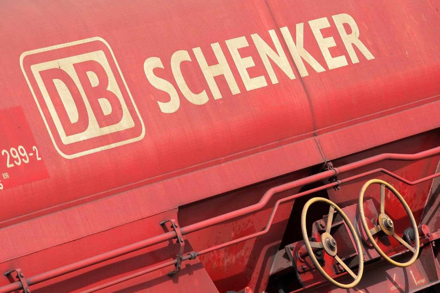 DB Schenker Rail - Deutsche Bahn will Stellen in Gütersparte abbauen