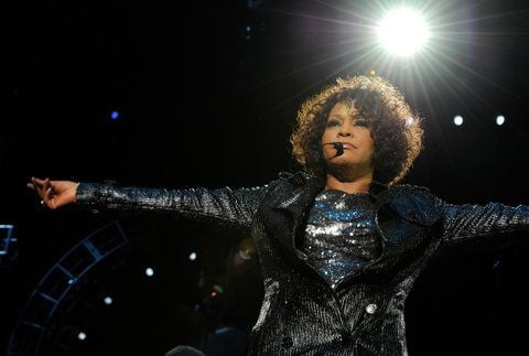 Die Sängerin Whitney Houston, fotografiert während eines Konzertes in Hannover am 16. Mai 2010. (FOTO: DPA)